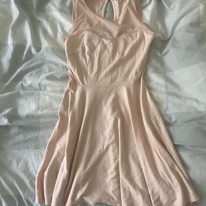 🌸guess pink dress